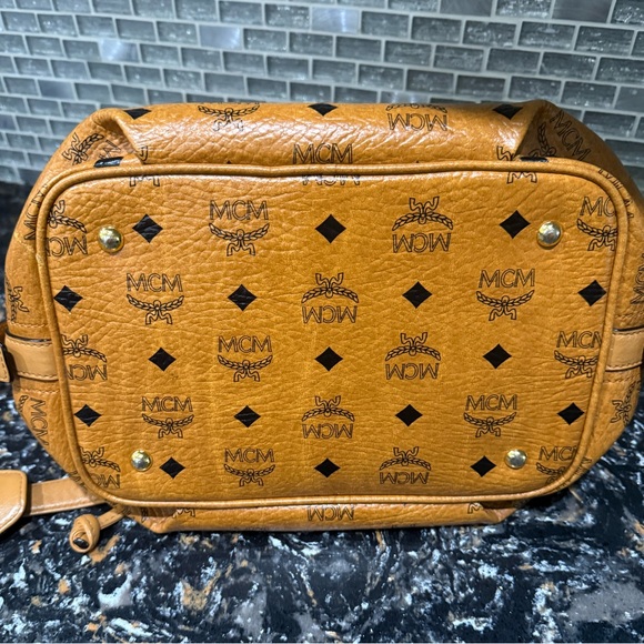 MCM Visetos Medium Drawstring 
Bucket Bag in Cognac. EUC - Picture 9 of 15